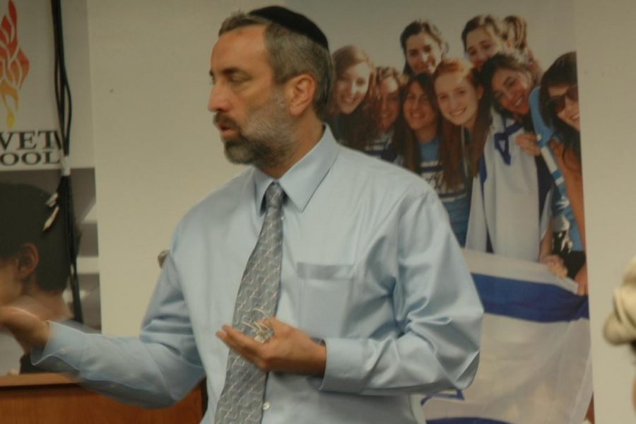 Rabbi Weinbach resigns