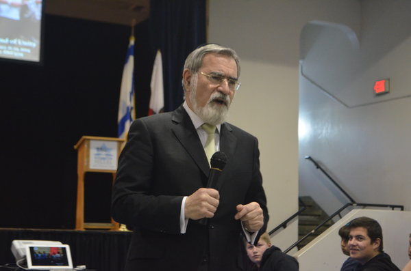 UNITE: Lord Rabbi Jonathan Sacks tells students to start focusing on the positives in Jewish life.  He spoke at an L.A. synagogue and school on Feb. 20.