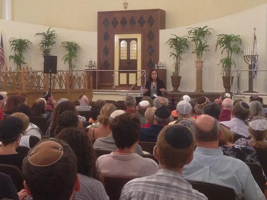 CROWD: Middle East expert Dr. Dalia Kaye of the Rand Corporation answers questions about the Iran Deal for about 150 people at Bnai David-Judea Aug. 16.