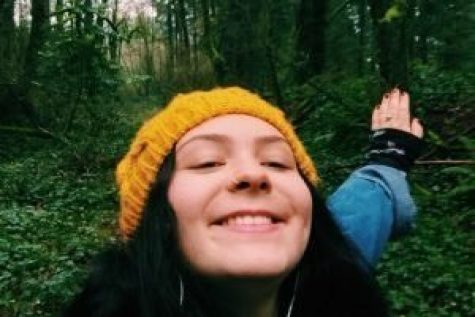 SENIOR SNAPSHOT: From music to forests, Shir Zahavi embraces unusual pathways