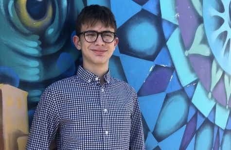 YERUSHALMI: Sophomore Josh Glettner was one of three studying Masechet Brachot of Talmud Yerushalmi with Rabbi Lieberman, learning a different kind of Talmud.