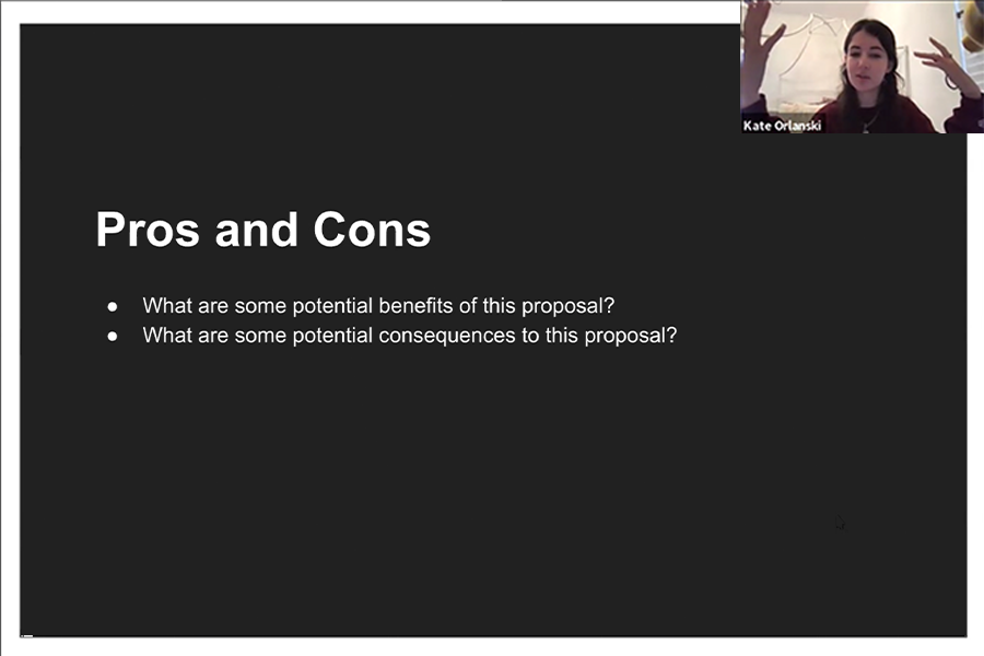 VOTE: Agenda Chair Kate Orlanski presented the “Timely Grading Proposal” at Town Hall last Friday.